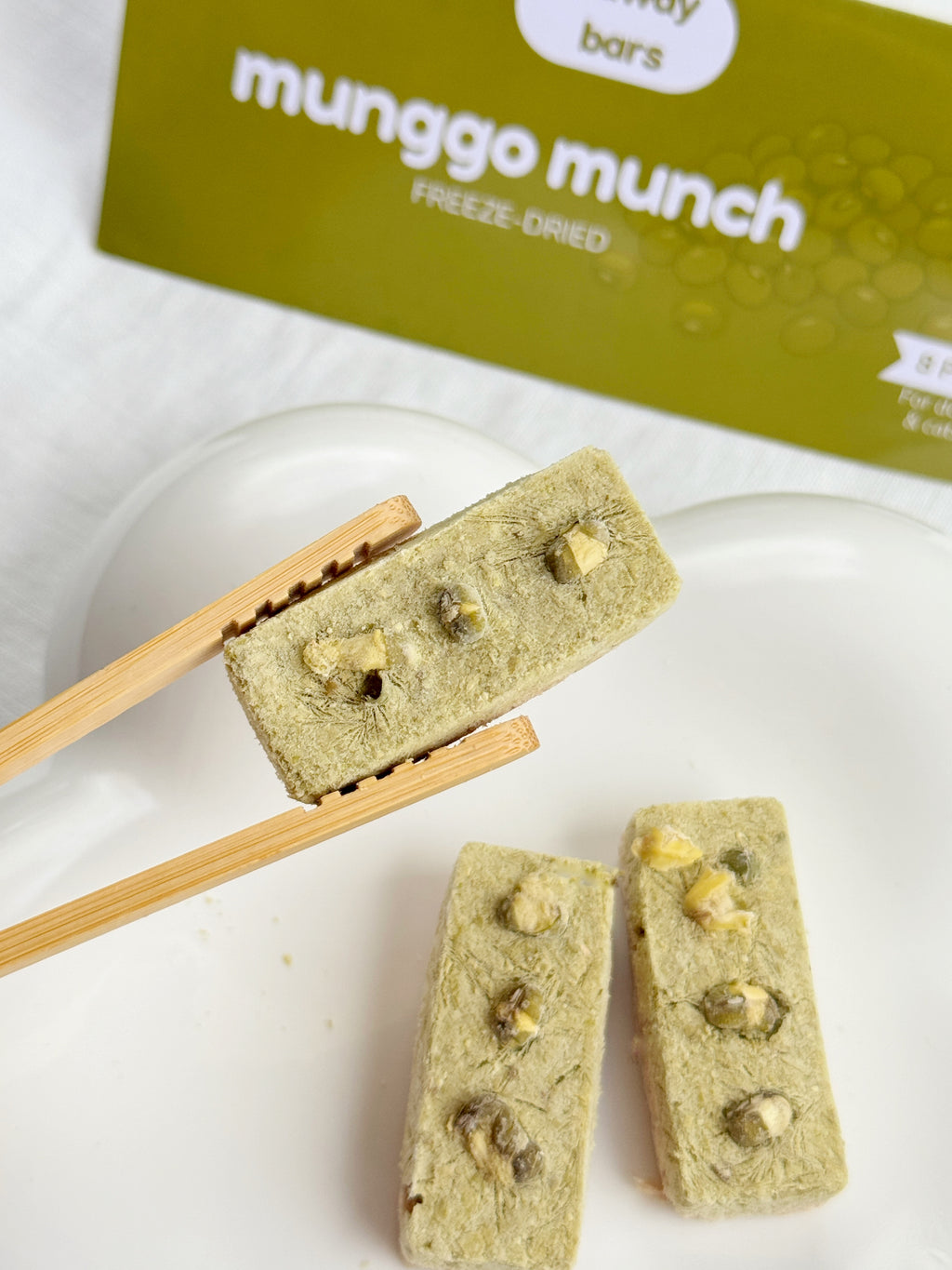 Pawdy Bars – Munggo Munch